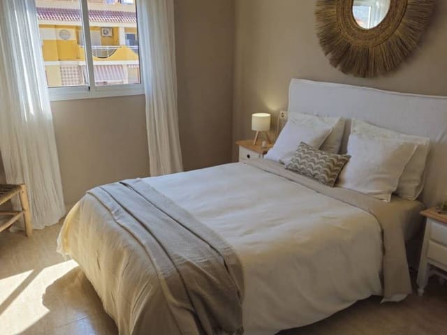 Ático de 1 habitación en Platja Vila Joiosa - Platja de Torres, La Villajoyosa / Vila Joiosa en venta con piscina - 275.000 € (Ref: 9915228)
