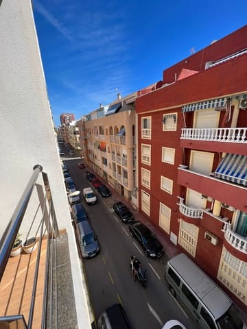3 Zimmer Strandapartment zu verkaufen in Playa de los Locos, Torrevieja - 190.000 € (Ref: 9915236)