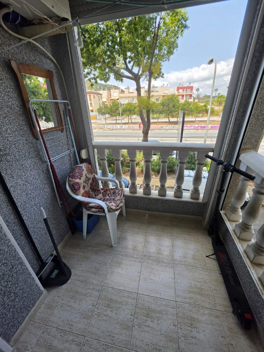 2 sovrum Strandlägenhet till salu i Guardamar del Segura - 136 000 € (Ref: 9915239)