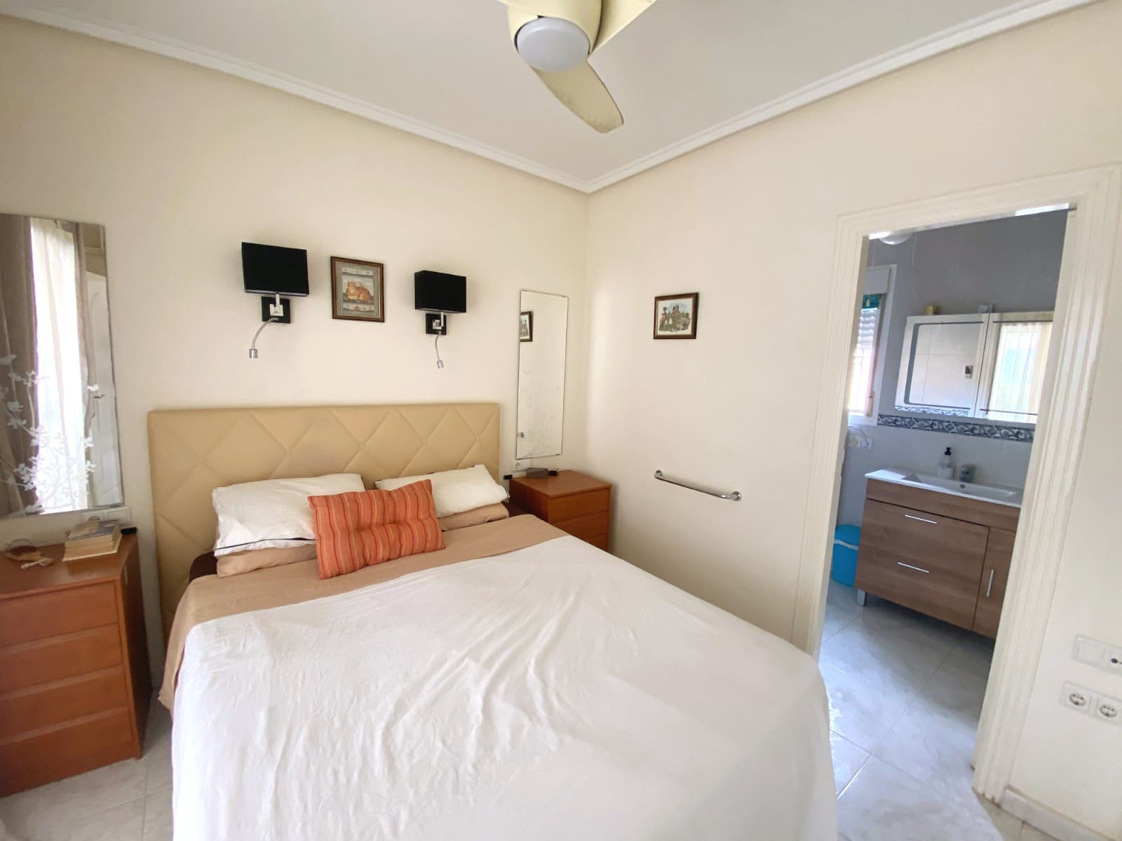 3 bedroom Villa for sale in Ciudad Quesada with pool - € 390,000 (Ref: 9915247)