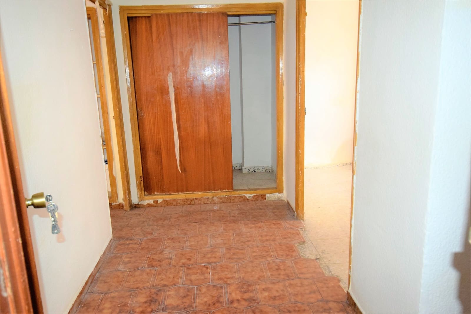 4 slaapkamer Appartement te koop in Guardamar del Segura - € 200.000 (Ref: 9915251)