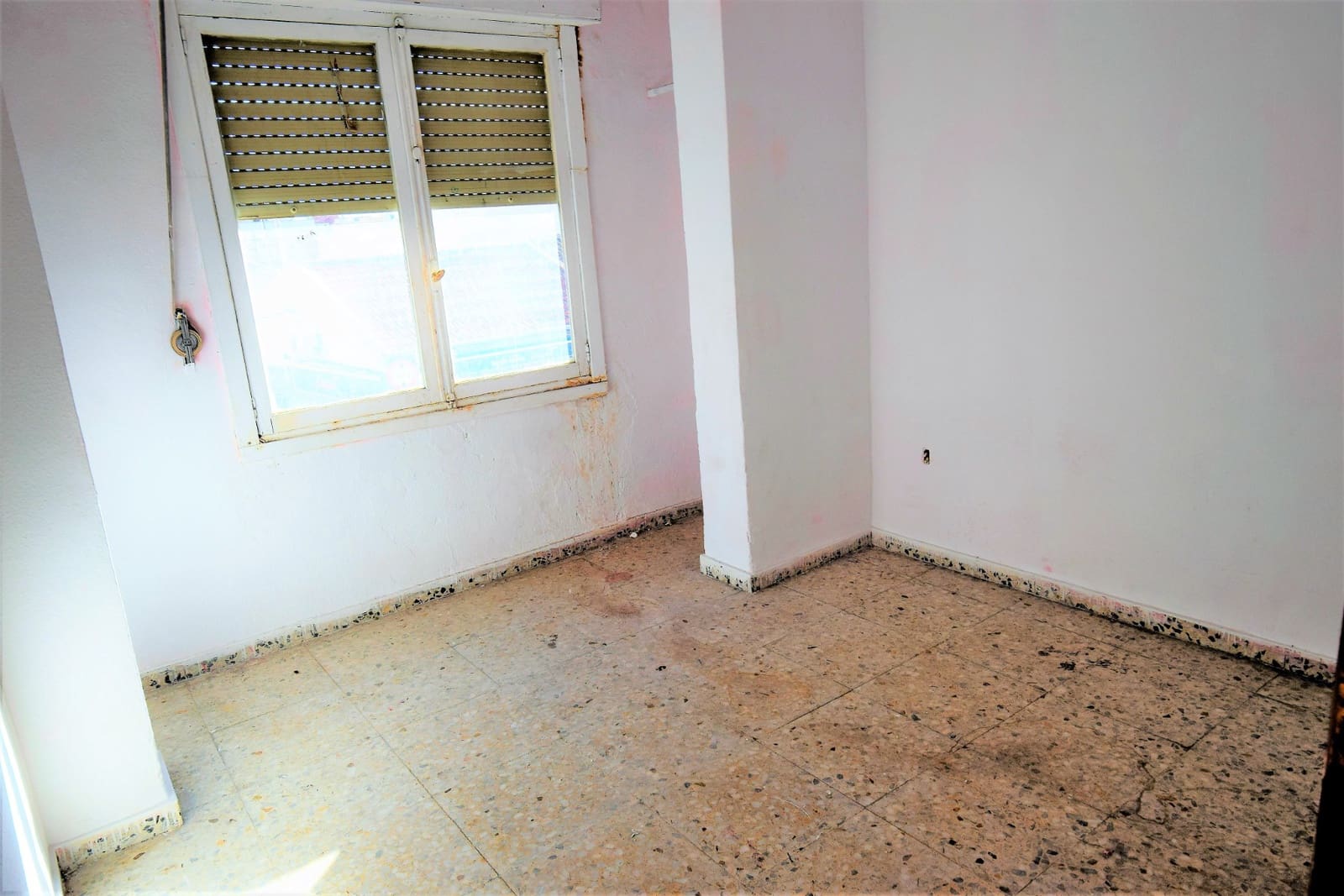 4 slaapkamer Appartement te koop in Guardamar del Segura - € 200.000 (Ref: 9915251)