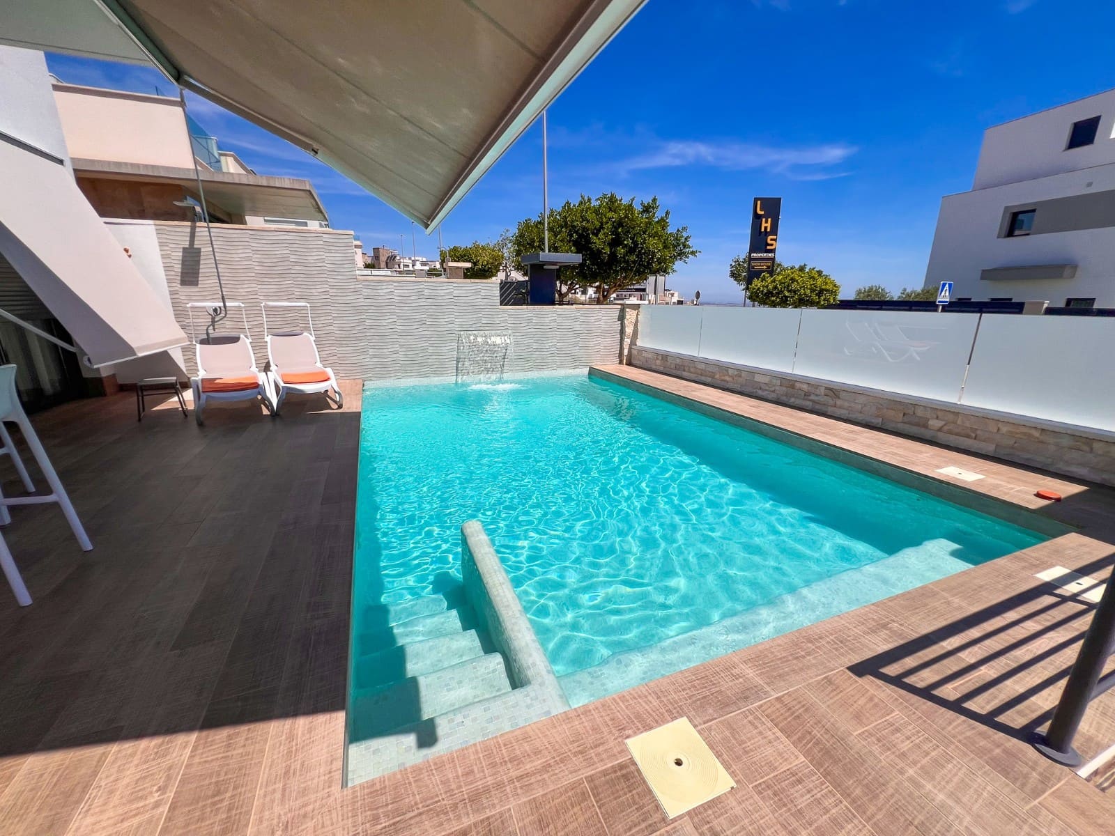 3 quarto Moradia para venda em San Miguel de Salinas com piscina garagem - 399 000 € (Ref: 9921691)
