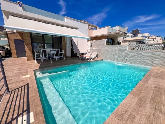 Chalet de 3 habitaciones en San Miguel de Salinas en venta con piscina garaje - 399.000 € (Ref: 9921691)