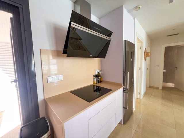 Chalet de 3 habitaciones en San Miguel de Salinas en venta con piscina garaje - 399.000 € (Ref: 9921691)