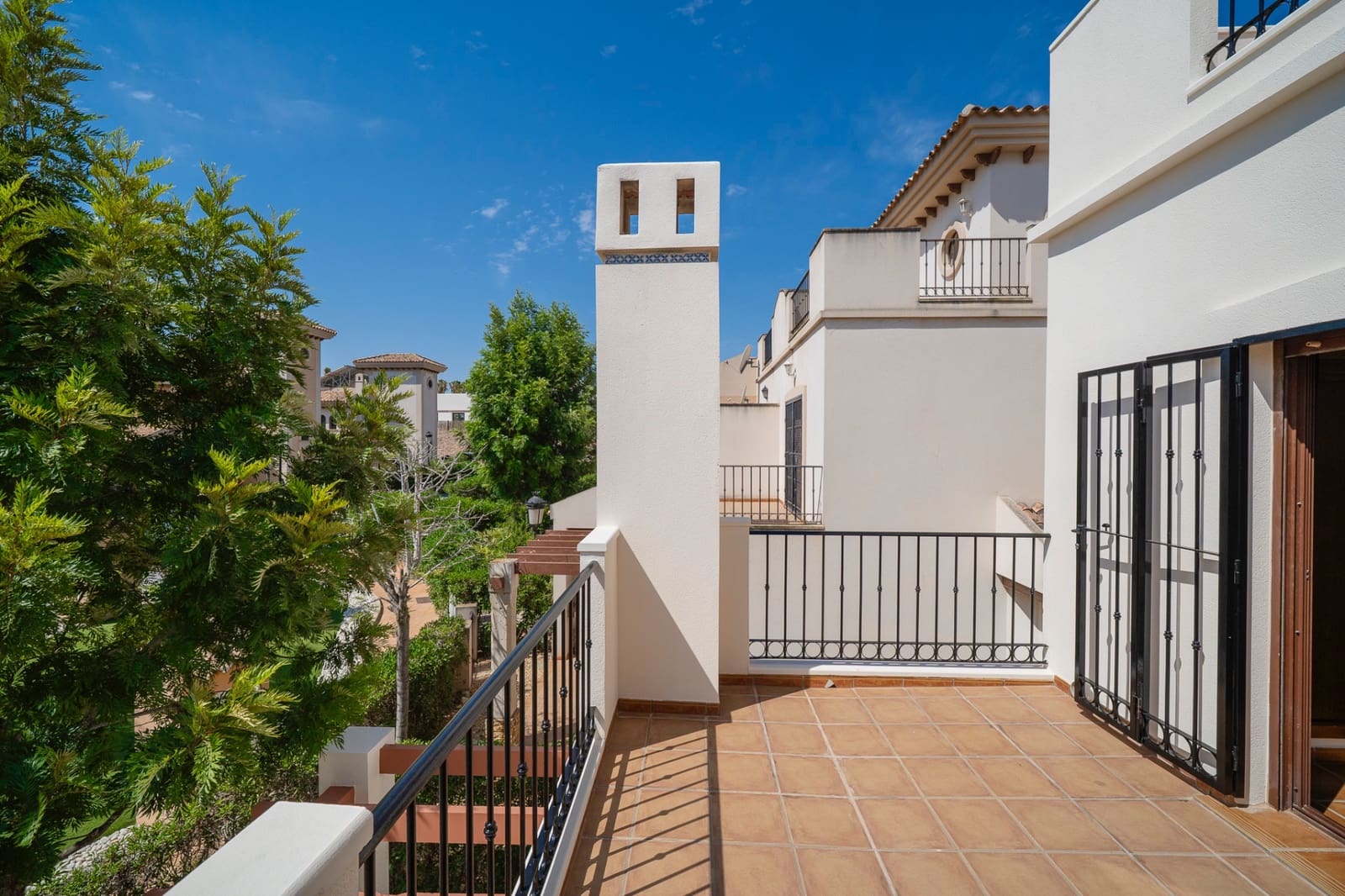 3 bedroom Villa for sale in Algorfa with pool - € 235,000 (Ref: 9945105)