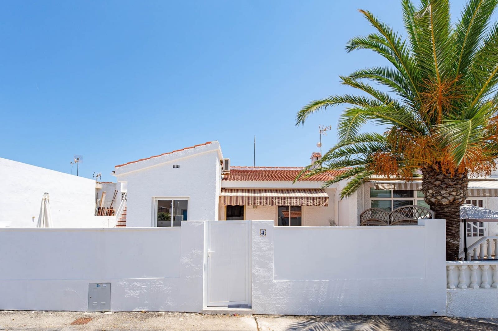 2 sovrum Bungalow till salu i Ciudad Quesada med pool - 185 000 € (Ref: 9946969)