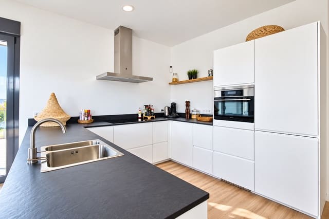3 Zimmer Villa zu verkaufen in Pinoso mit Pool - 399.900 € (Ref: 9953105)