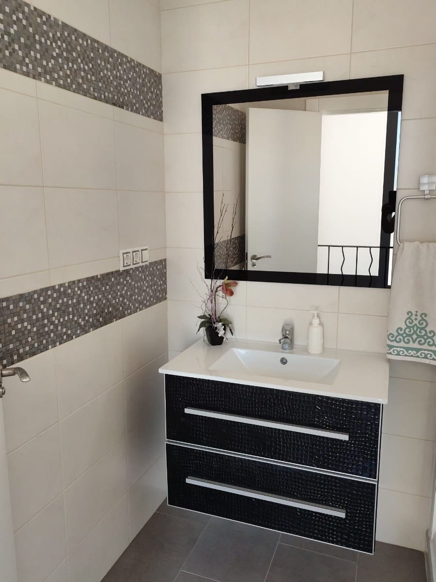 3 bedroom Villa for sale in San Fulgencio with pool - € 385,000 (Ref: 9959187)