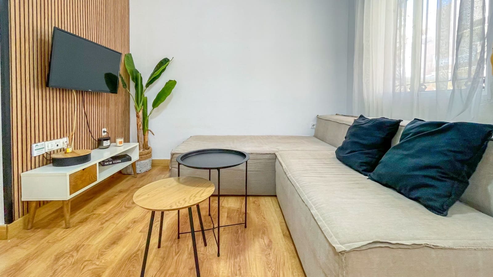 3 Zimmer Haus zu verkaufen in Playa Flamenca mit Pool Garage - 285.000 € (Ref: 9959189)