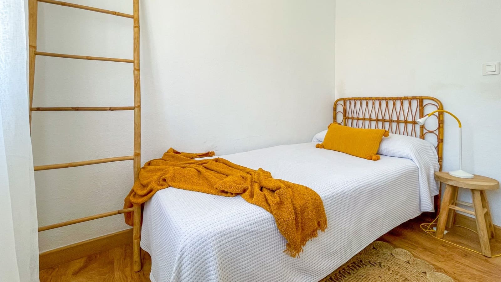 3 Zimmer Haus zu verkaufen in Playa Flamenca mit Pool Garage - 285.000 € (Ref: 9959189)