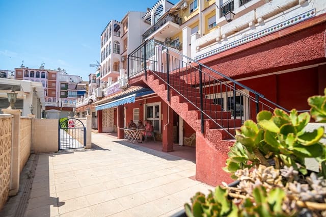 Kommersiell til salgs i La Veleta, Torrevieja med svømmebasseng - € 225 000 (Ref: 9959193)