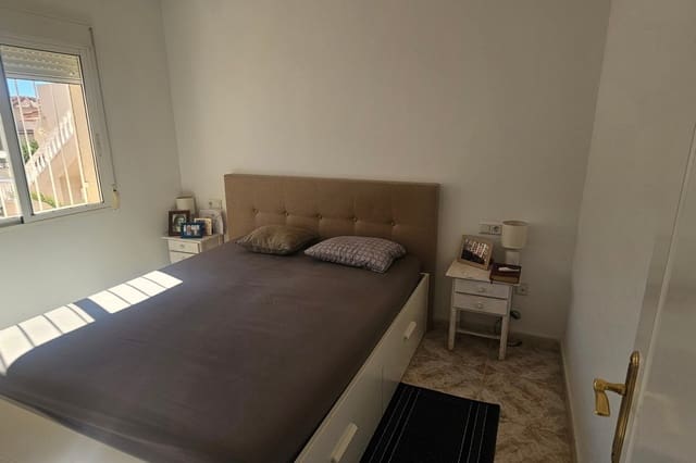 2 bedroom Villa for sale in Rojales with pool - € 285,000 (Ref: 9959195)