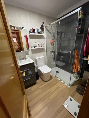 3 makuuhuone Huoneisto myytävänä paikassa Almoradí mukana uima-altaan 
autotalli - 140 000 € (Ref: 9959199)