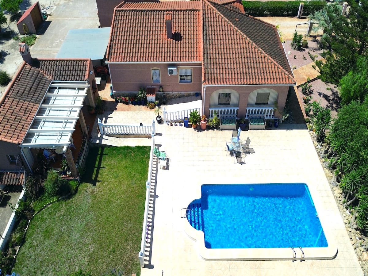 3 bedroom Finca/Country House for sale in Daya Vieja with pool - € 415,000 (Ref: 9961646)
