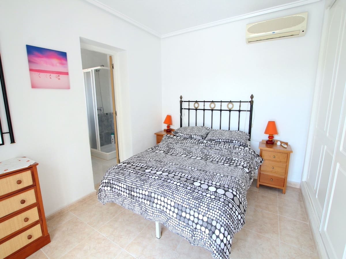 5 bedroom Villa for sale in Ciudad Quesada with pool - € 595,000 (Ref: 9961647)