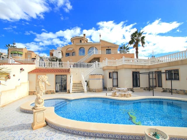 5 makuuhuone Huvila myytävänä paikassa Ciudad Quesada, Rojales mukana uima-altaan - 595 000 € (Ref: 9961647)