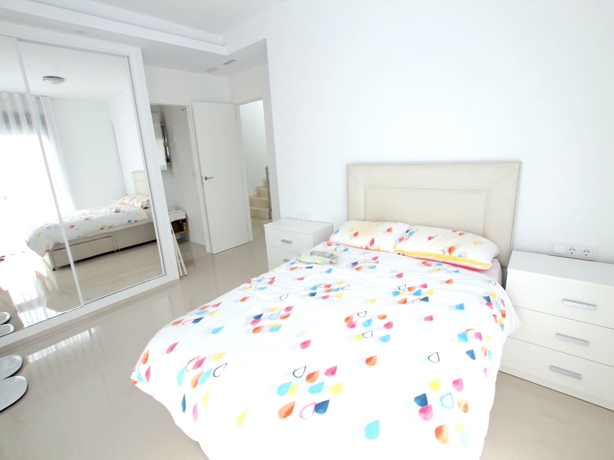4 sypialnia Willa na sprzedaż w Dona Pepa z basenem - 525 000 € (Ref: 9961649)