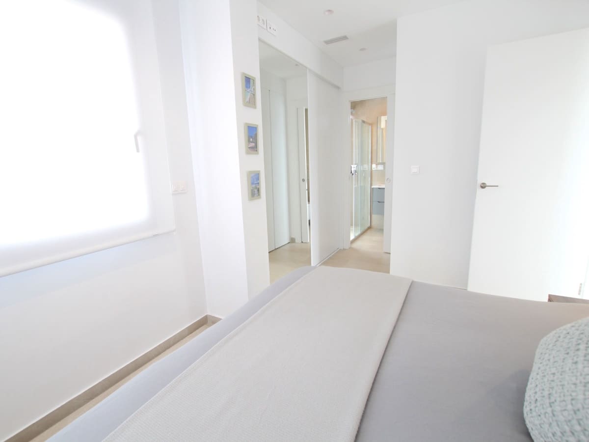 3 soveværelse Villa til salg i Algorfa med swimmingpool - € 460.000 (Ref: 9961651)