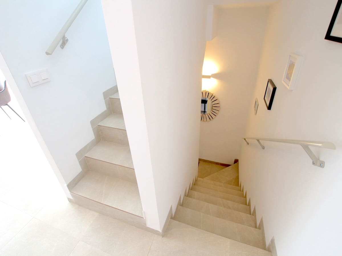3 soveværelse Villa til salg i Algorfa med swimmingpool - € 460.000 (Ref: 9961651)