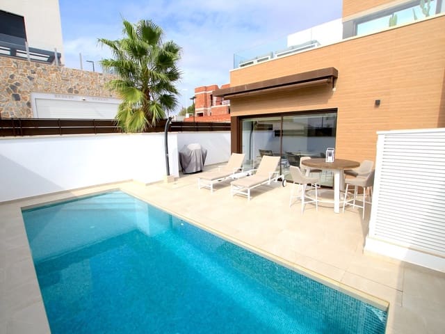 3 soveværelse Villa til salg i Algorfa med swimmingpool - € 460.000 (Ref: 9961651)