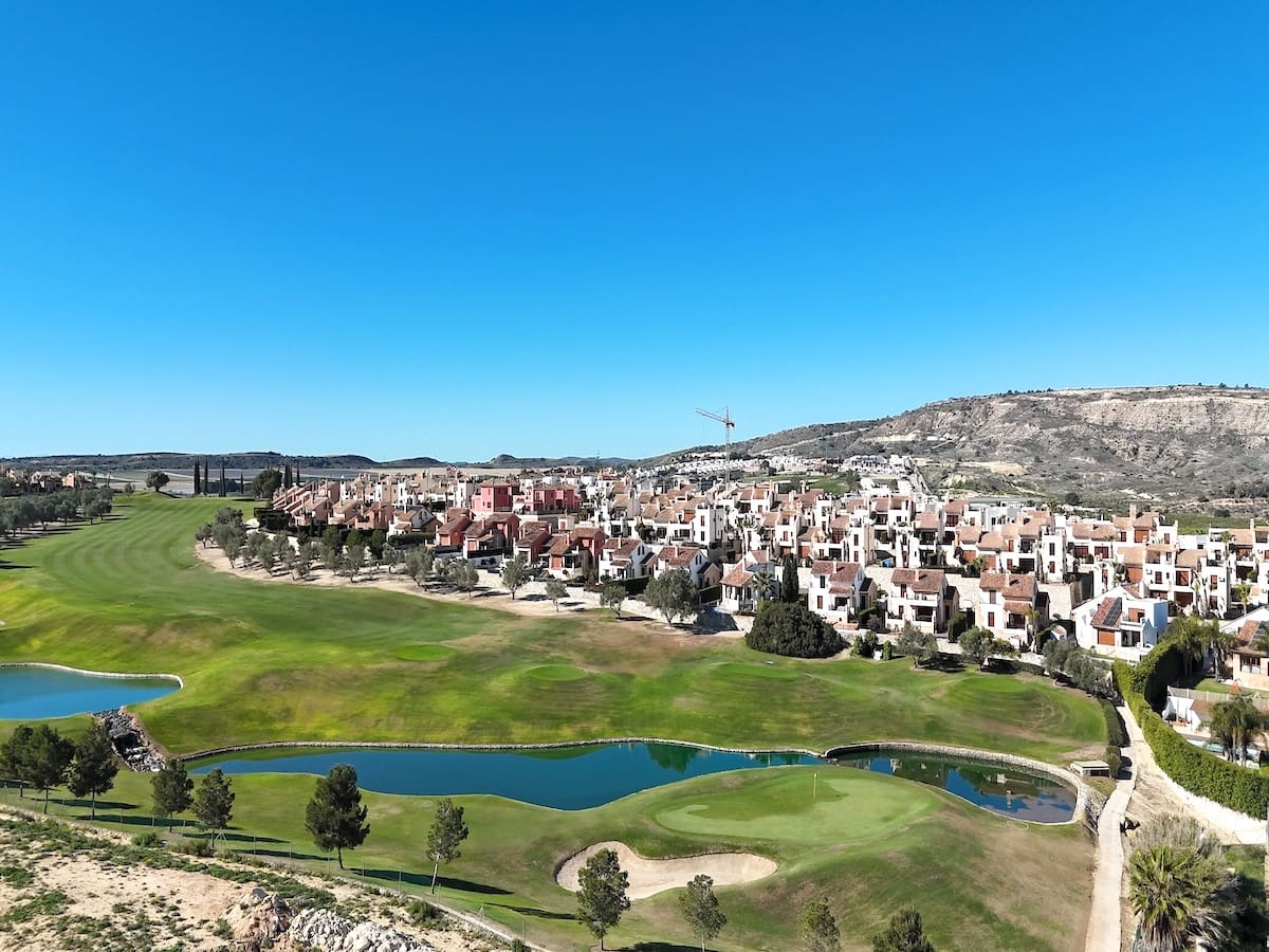 3 soveværelse Villa til salg i Algorfa med swimmingpool - € 460.000 (Ref: 9961651)