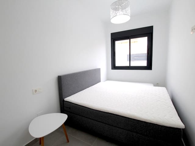 3 soveværelse Villa til salg i Pilar de la Horadada ciudad, Pilar de la Horadada med swimmingpool - € 320.000 (Ref: 9961652)