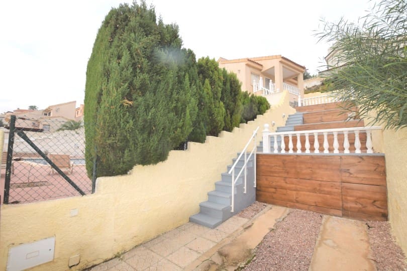 2 sypialnia Willa na sprzedaż w Ciudad Quesada z basenem - 205 000 € (Ref: 9966126)