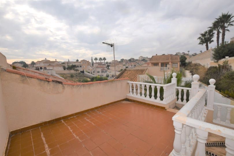 2 sypialnia Willa na sprzedaż w Ciudad Quesada z basenem - 205 000 € (Ref: 9966126)