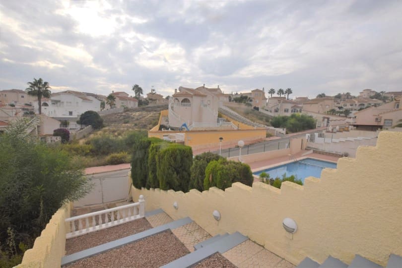 2 sypialnia Willa na sprzedaż w Ciudad Quesada z basenem - 205 000 € (Ref: 9966126)