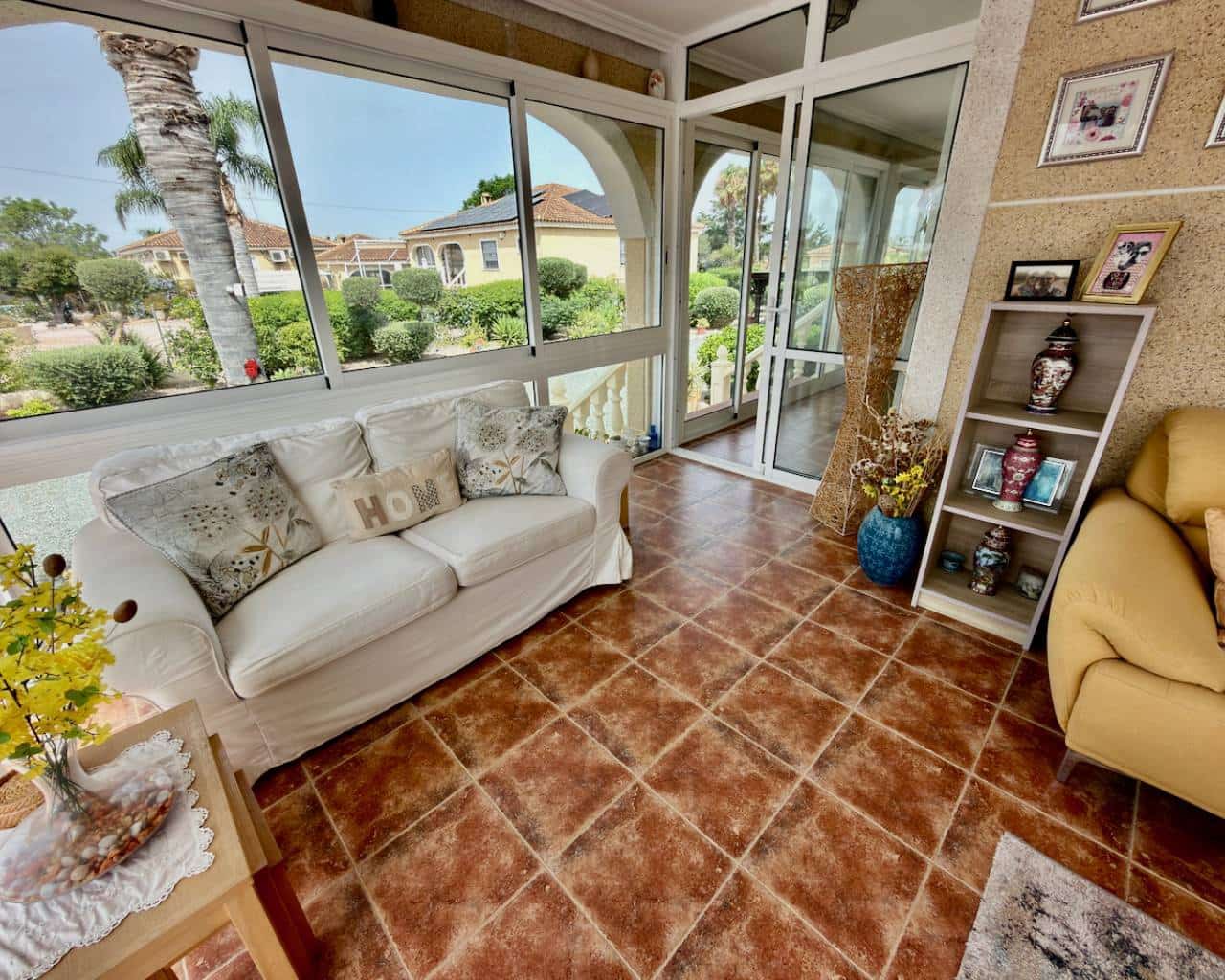 3 bedroom Villa for sale in Catral with pool garage - € 390,000 (Ref: 9969357)