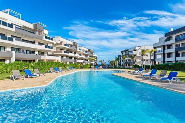 2 soveværelse Lejlighed til salg i Playa Flamenca, Orihuela med swimmingpool garage - € 315.000 (Ref: 9969366)