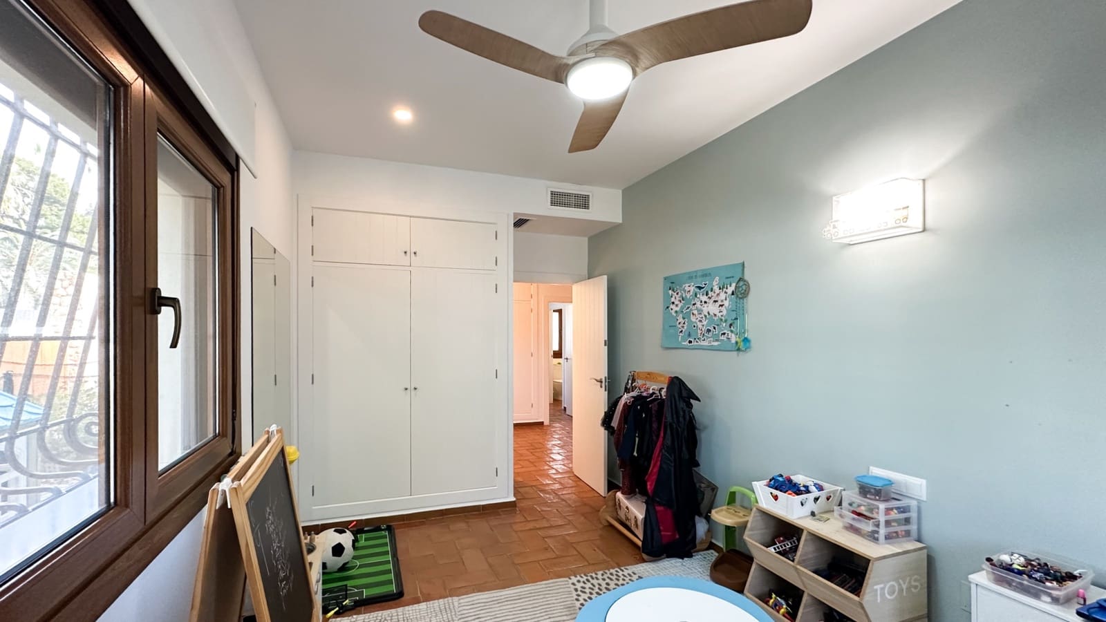 Chalet de 7 habitaciones en Dehesa de Campoamor en venta con piscina garaje - 1.290.000 € (Ref: 9976885)