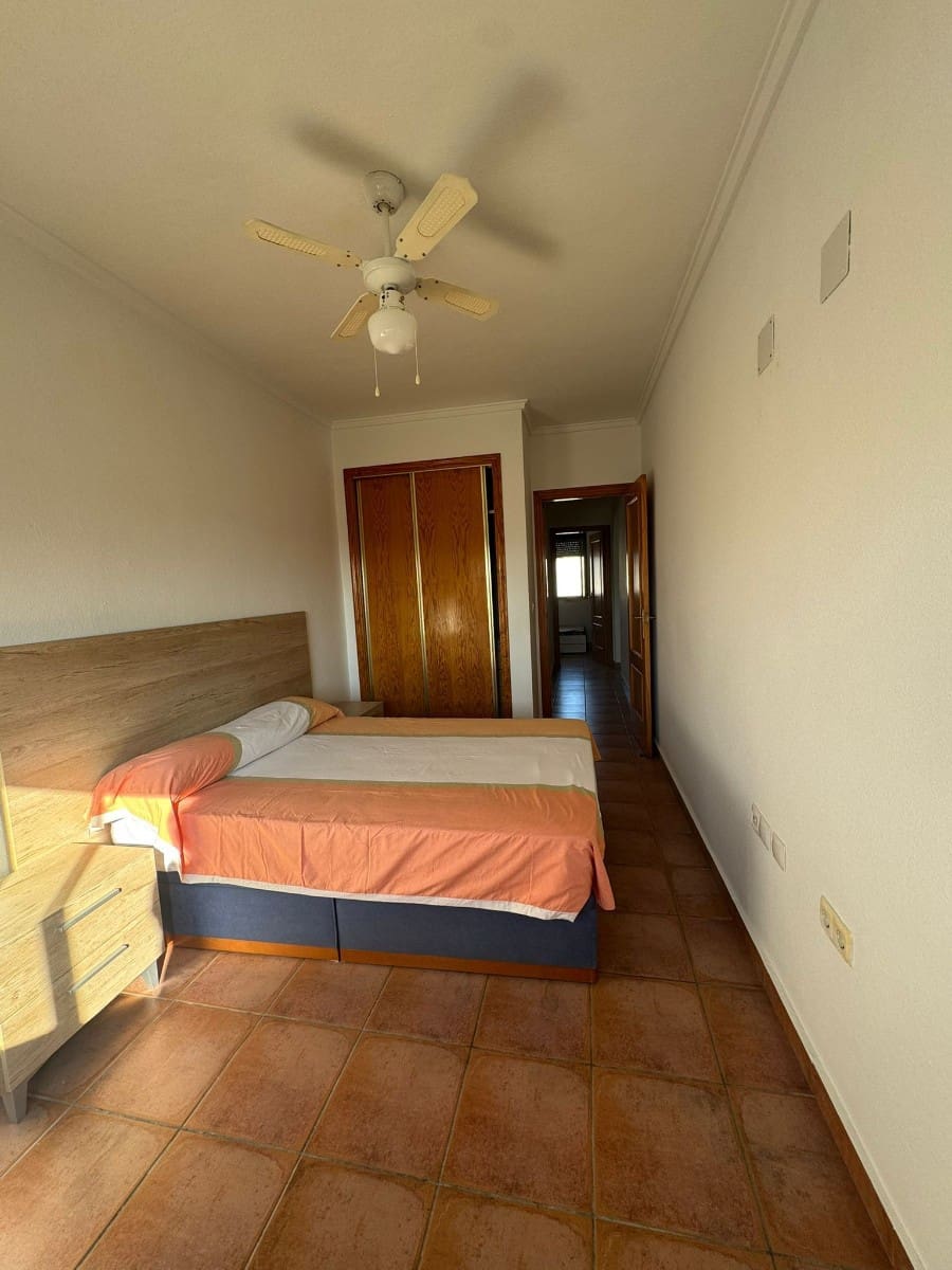 4 makuuhuone Omakotitalo myytävänä paikassa San Fulgencio - 192 000 € (Ref: 9983939)