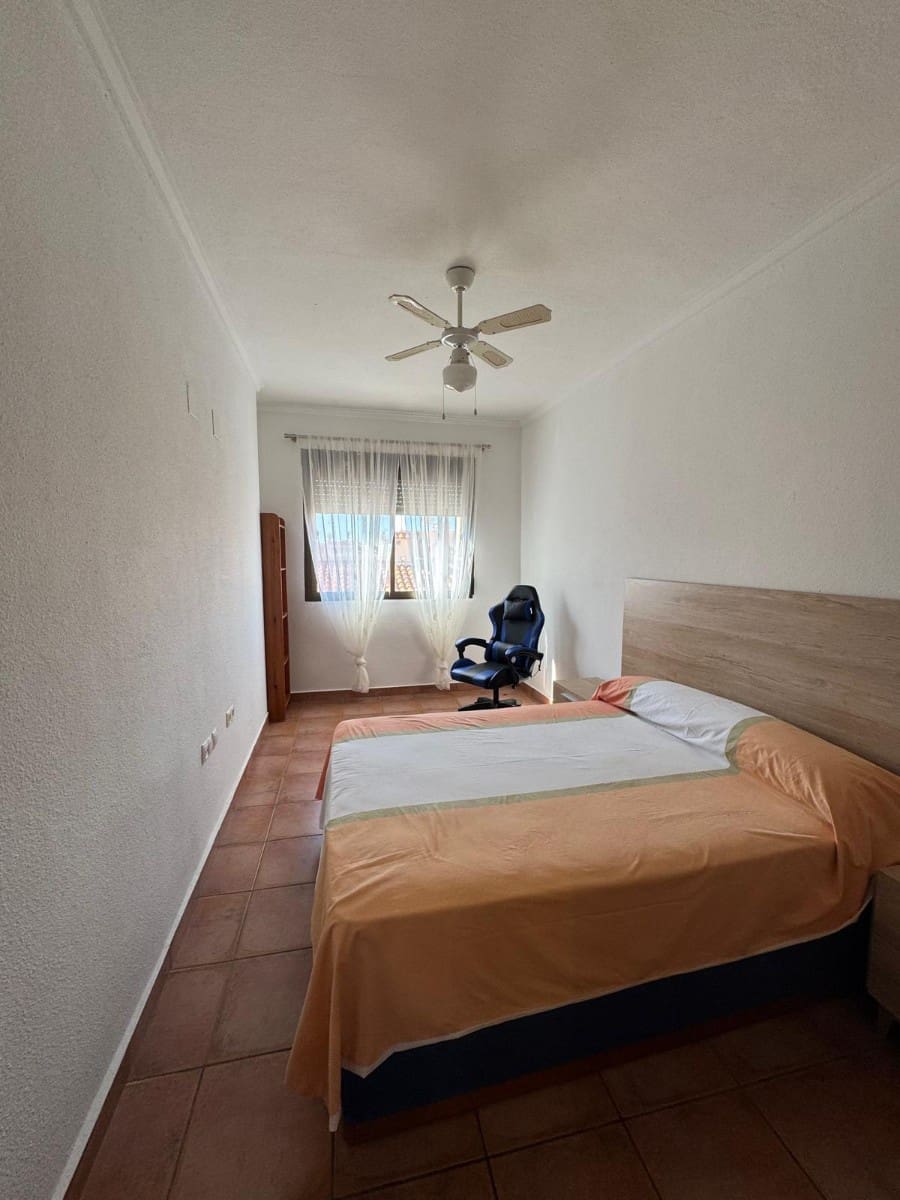4 makuuhuone Omakotitalo myytävänä paikassa San Fulgencio - 192 000 € (Ref: 9983939)