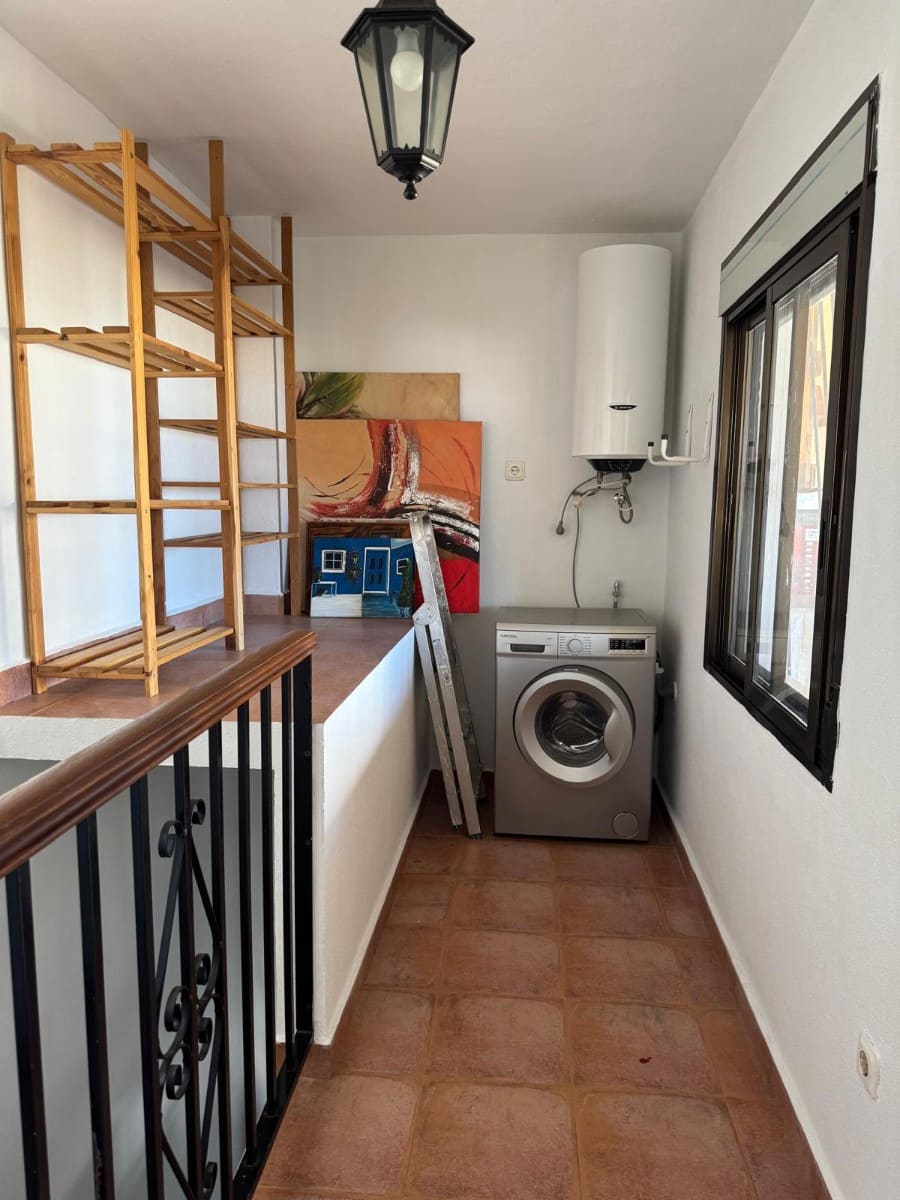 4 makuuhuone Omakotitalo myytävänä paikassa San Fulgencio - 192 000 € (Ref: 9983939)