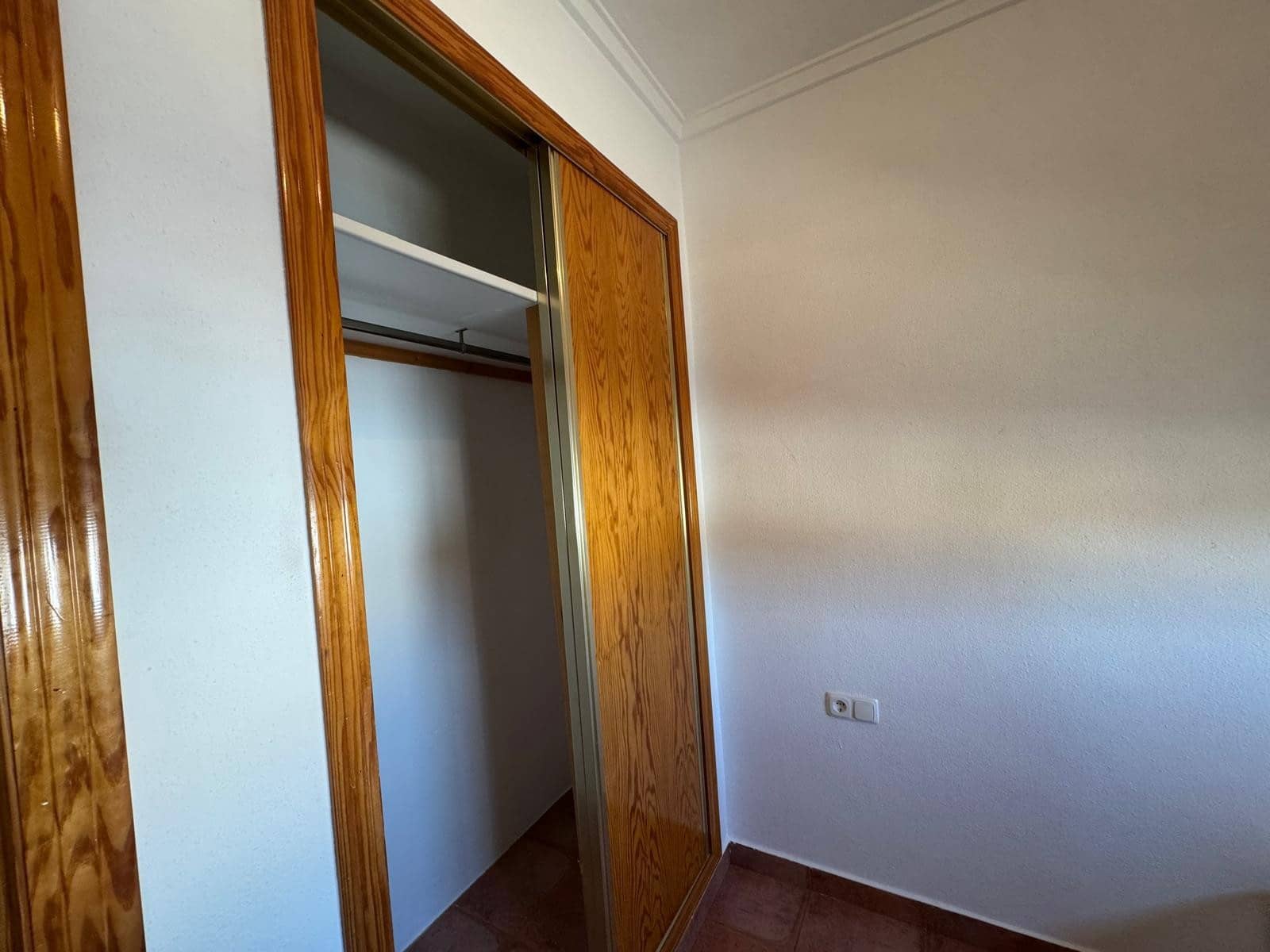 4 makuuhuone Omakotitalo myytävänä paikassa San Fulgencio - 192 000 € (Ref: 9983939)