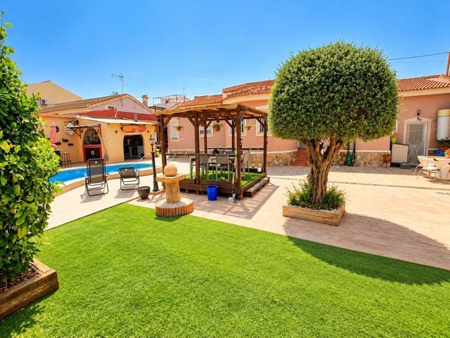 4 chambre Villa/Maison à vendre à Benijófar avec piscine garage - 360 000 € (Ref: 9984390)