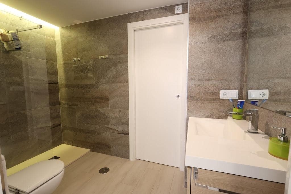 3 Zimmer Strandapartment zu verkaufen in Campoamor mit Pool Garage - 305.000 € (Ref: 9984395)