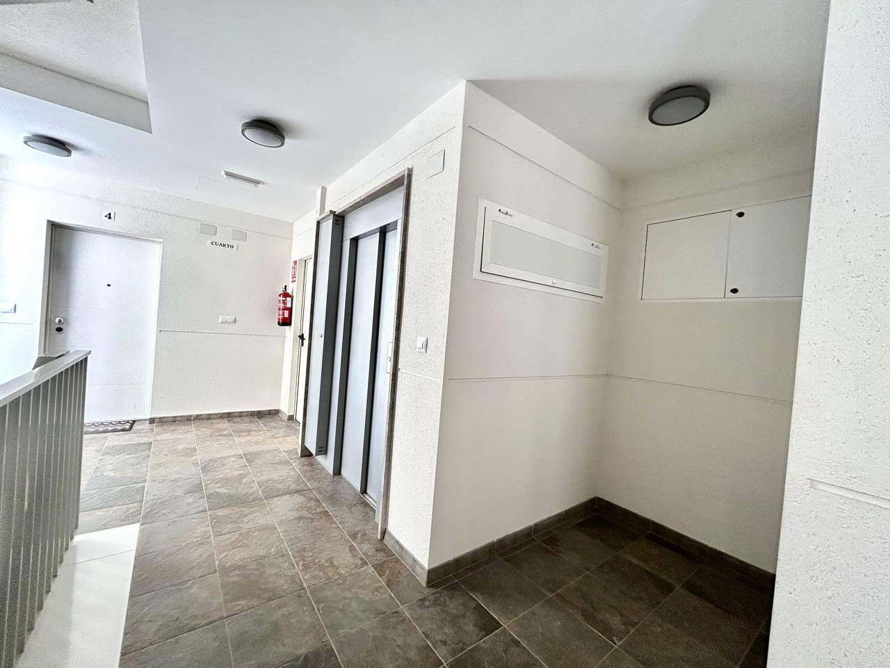 2 soverom Penthouse til salgs i Los Dolses med svømmebasseng garasje - € 299 000 (Ref: 9984501)