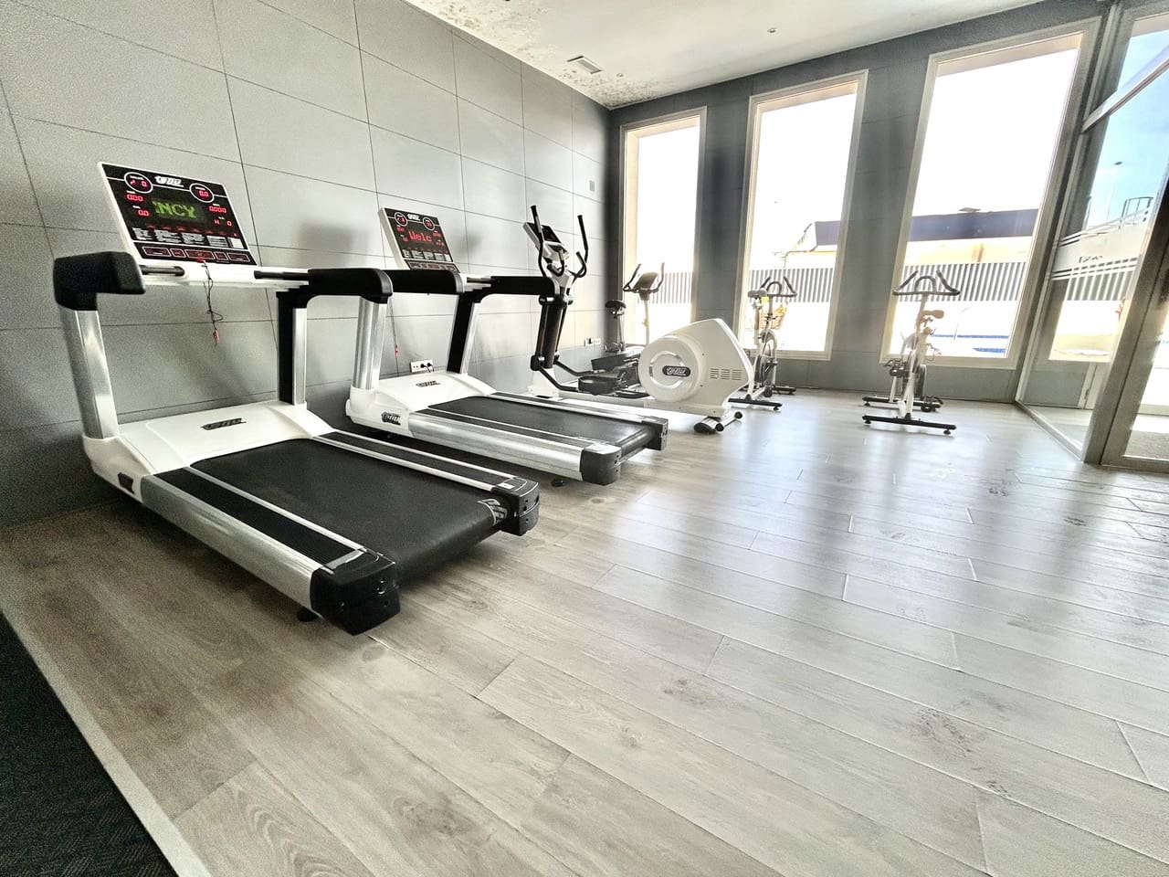 2 soverom Penthouse til salgs i Los Dolses med svømmebasseng garasje - € 299 000 (Ref: 9984501)