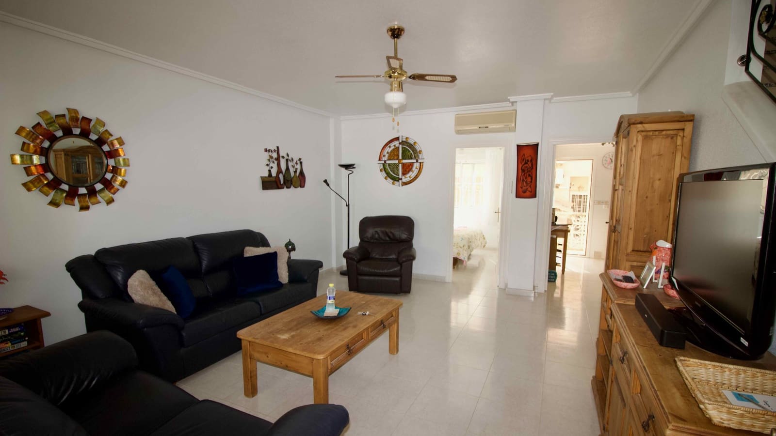 3 soveværelse Byhus til salg i Ciudad Quesada med swimmingpool - € 249.000 (Ref: 9984505)