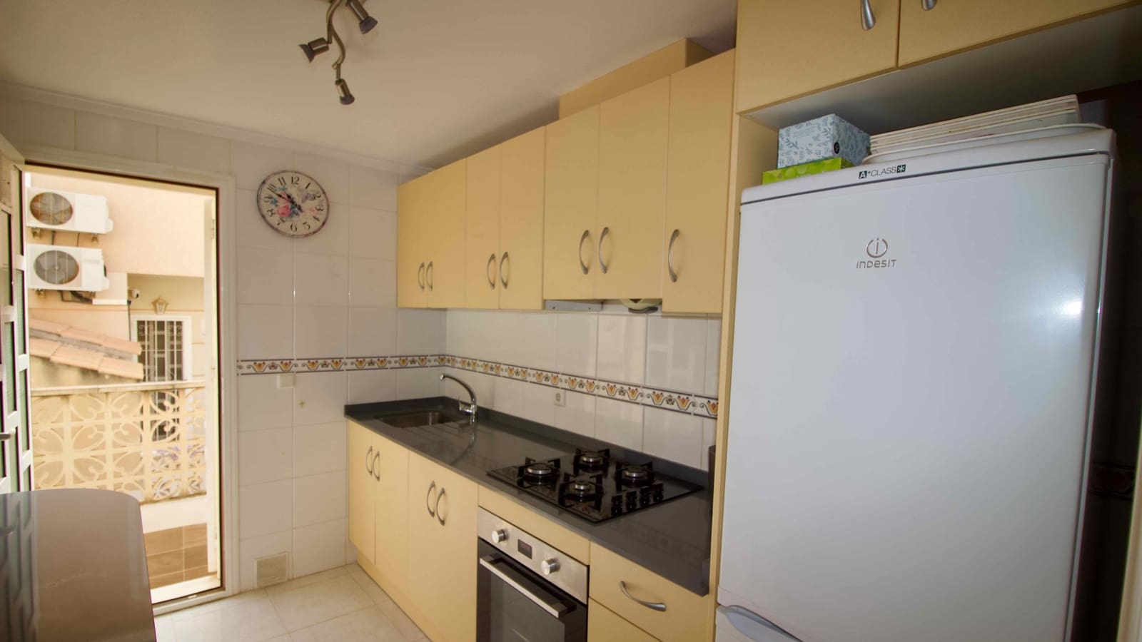 3 soveværelse Byhus til salg i Ciudad Quesada med swimmingpool - € 249.000 (Ref: 9984505)