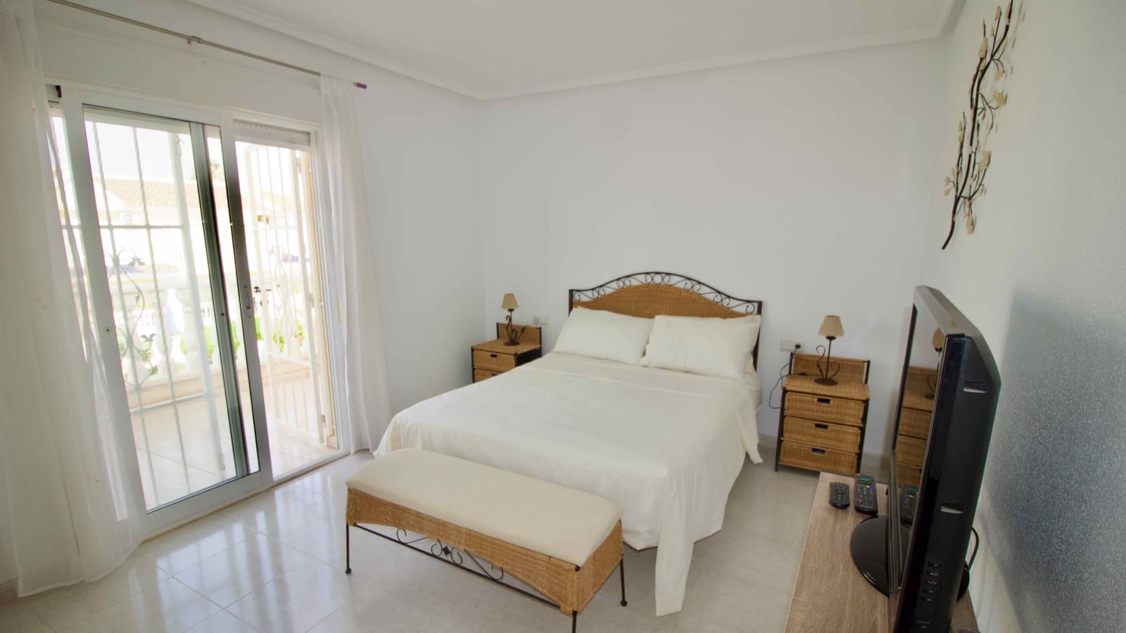3 soveværelse Byhus til salg i Ciudad Quesada med swimmingpool - € 249.000 (Ref: 9984505)