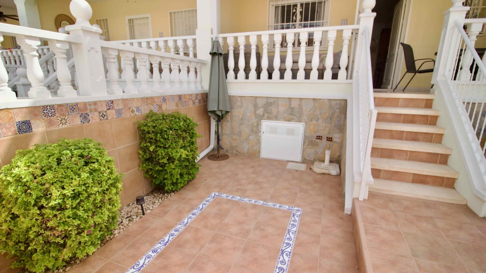 3 soveværelse Byhus til salg i Ciudad Quesada med swimmingpool - € 249.000 (Ref: 9984505)