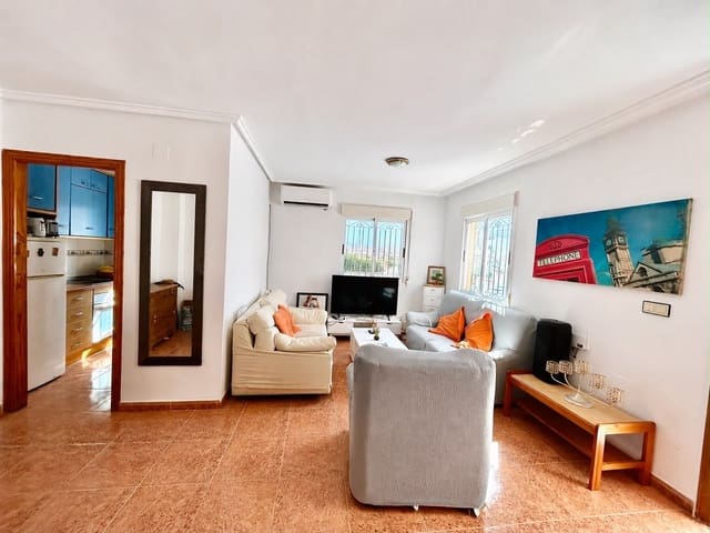 3 soverom Hus til salgs i Los Altos med svømmebasseng garasje - € 209 000 (Ref: 9986581)