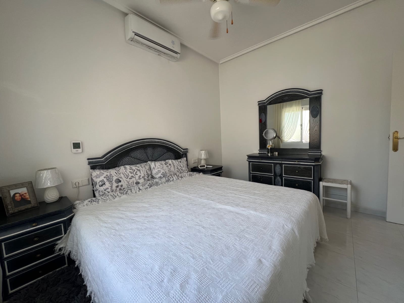 2 soveværelse Villa til salg i Ciudad Quesada med swimmingpool - € 289.000 (Ref: 9993826)