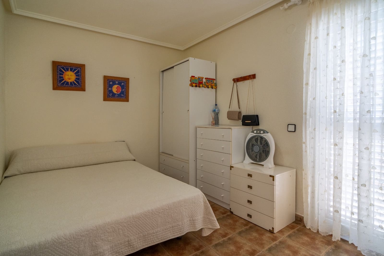 4 sypialnia Dom na sprzedaż w Torrevieja z basenem garażem - 320 000 € (Ref: 9996723)