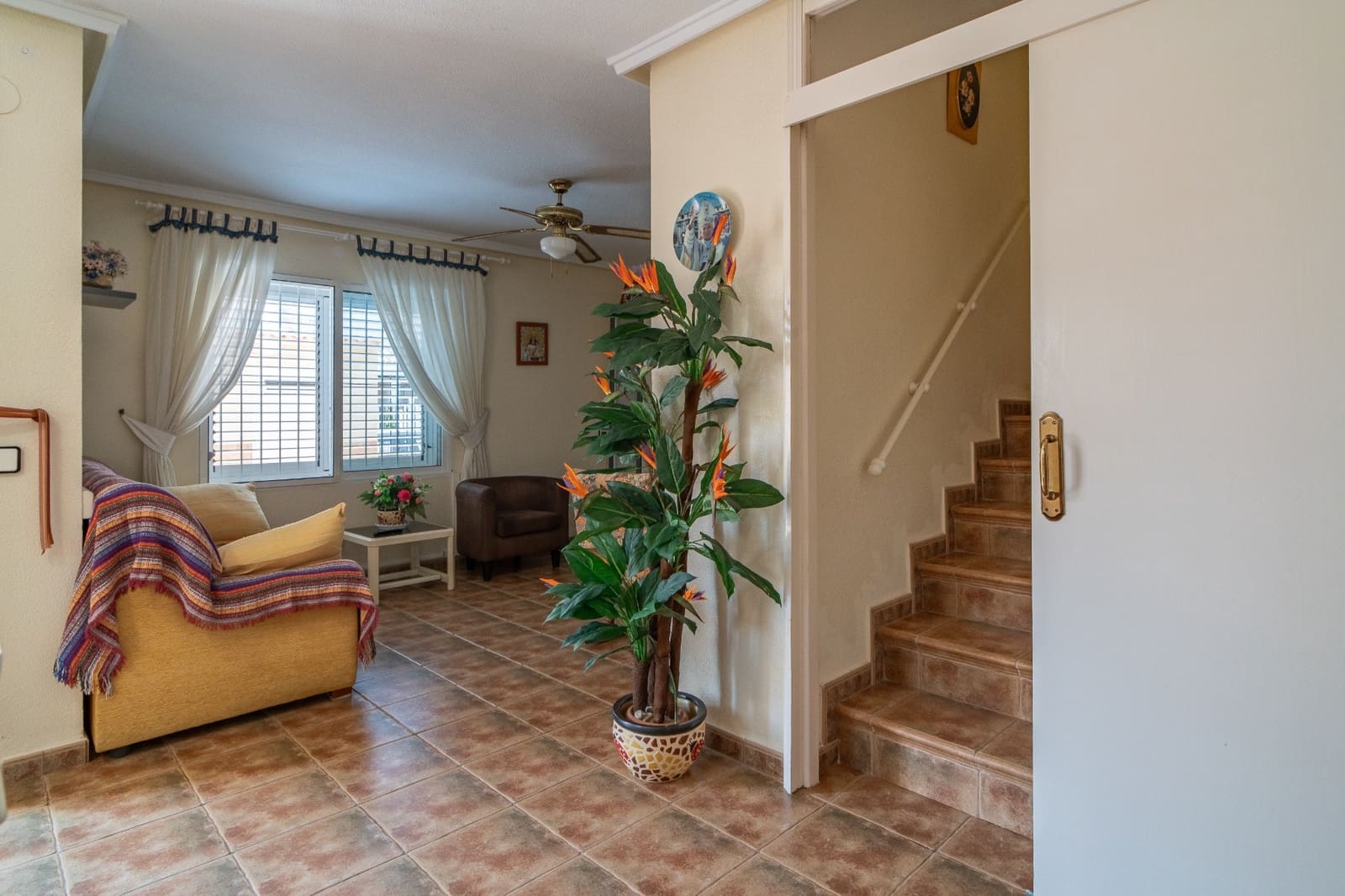 4 sypialnia Dom na sprzedaż w Torrevieja z basenem garażem - 320 000 € (Ref: 9996723)