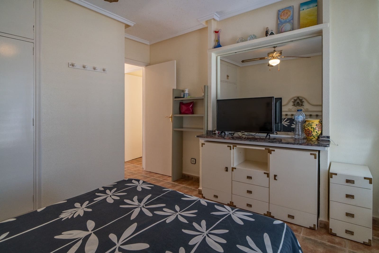 4 sypialnia Dom na sprzedaż w Torrevieja z basenem garażem - 320 000 € (Ref: 9996723)